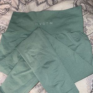NVGTN M Sage Green Seamless Leggings